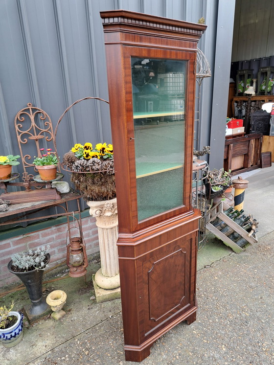 Image 1 of Klassiek Hoek Vitrine, Servies Kast Afm. 47 x 47cm en 185cm Hoog