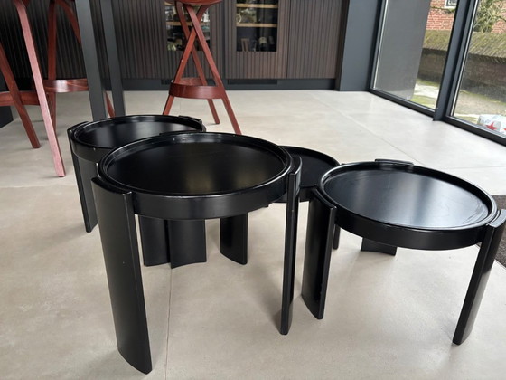 Image 1 of 4 tables d'appoint Cassina vintage, tables gigognes 780/783