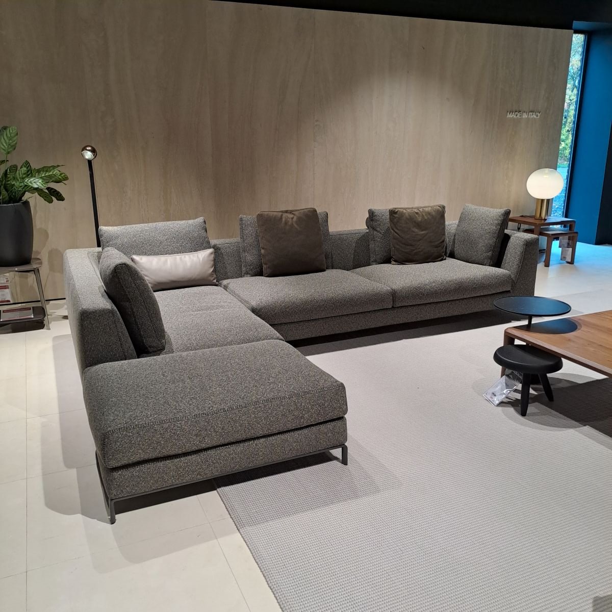 B&B Italia Ray コーナーソファー Ray Outdoor Natural outdoor sofa