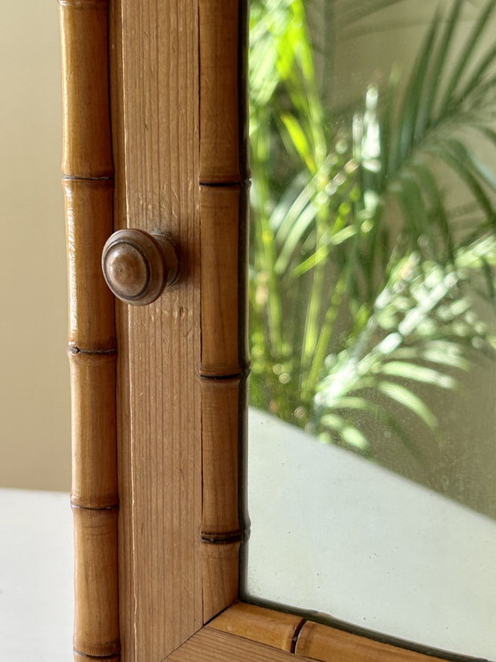 Image 1 of Antiker Medizinschrank aus Bambusimitat mit Spiegel und Schublade, um 1910