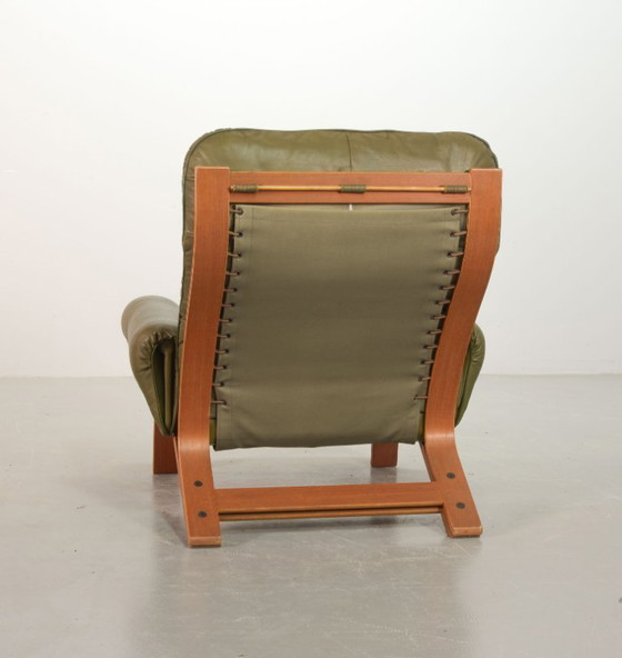 Image 1 of Supercomfy Mid-Century Design Set of 2 Rybo Rykken Capitonated Leather Ry-Wing Lounge Chairs by Elsa and Nordahl Solheim, 1960s.