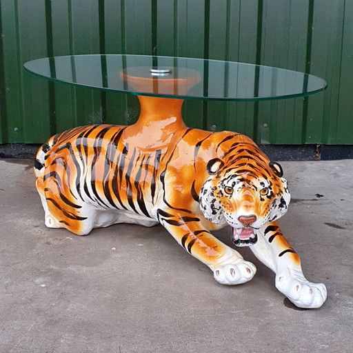 Table basse tigre en céramique