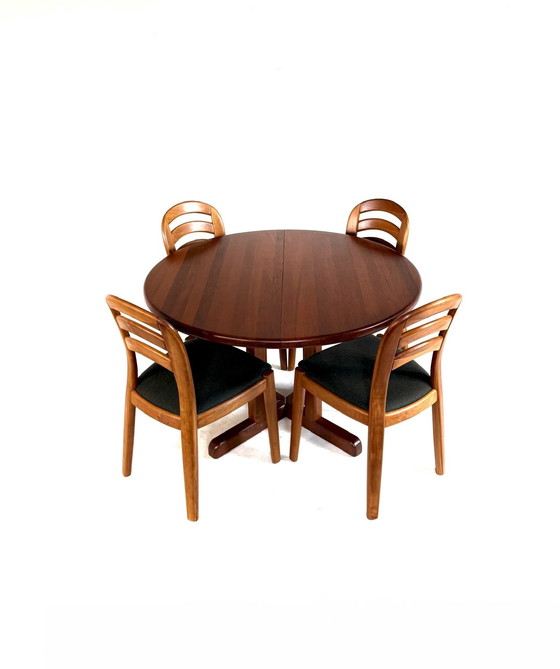 Image 1 of Vintage extendable Danish teak dining table '70s