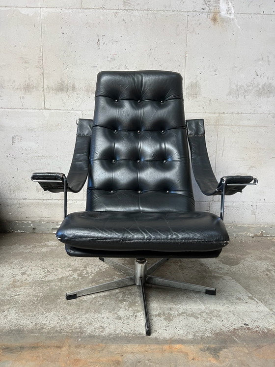 Artifort Swivel Armchair Black Leather Lounge Chair, Chrome (photo 6 of 14)