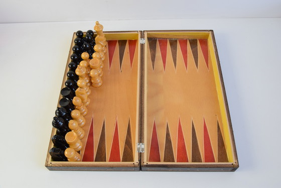 Image 1 of Jeu d'échecs en bois vintage dans une boîte en bois fabriqué en Tchécoslovaquie