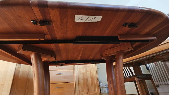Runder Esstisch aus Holz mit Ausziehplatten, Dyrlund, Esstische, Braun (Foto 9 von 9)