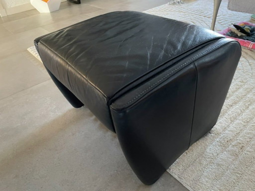 Jori stool/footstool blue leather – hockers en poefs