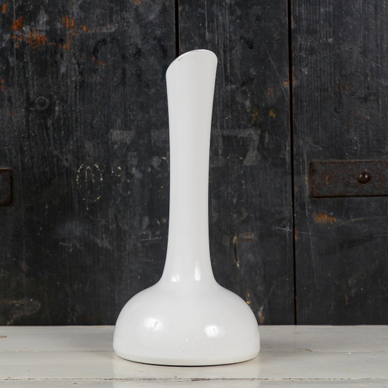 Vintage White Ceramic Rometti Vase (photo 4 of 9)