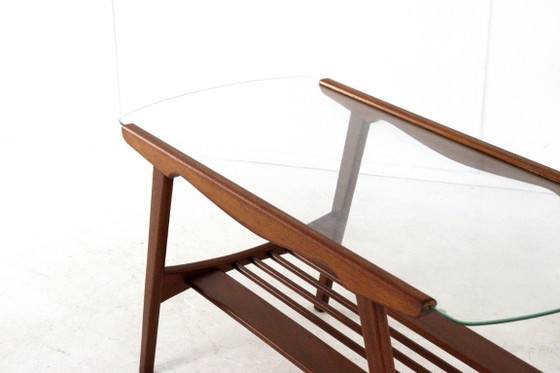 Tavolino da caffè vintage con portariviste in teak e vetro – Tavolini da caffè, Wood, Glass (photo 15 of 18)