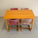 Ensemble table et chaises de salle à manger Club8 Danemark