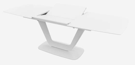 Image 1 of Alicante extendable dining table