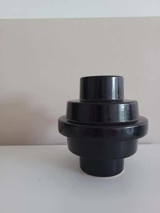 Vase, moderne. Daan Kromhout. Céramique noire, mat/satinée