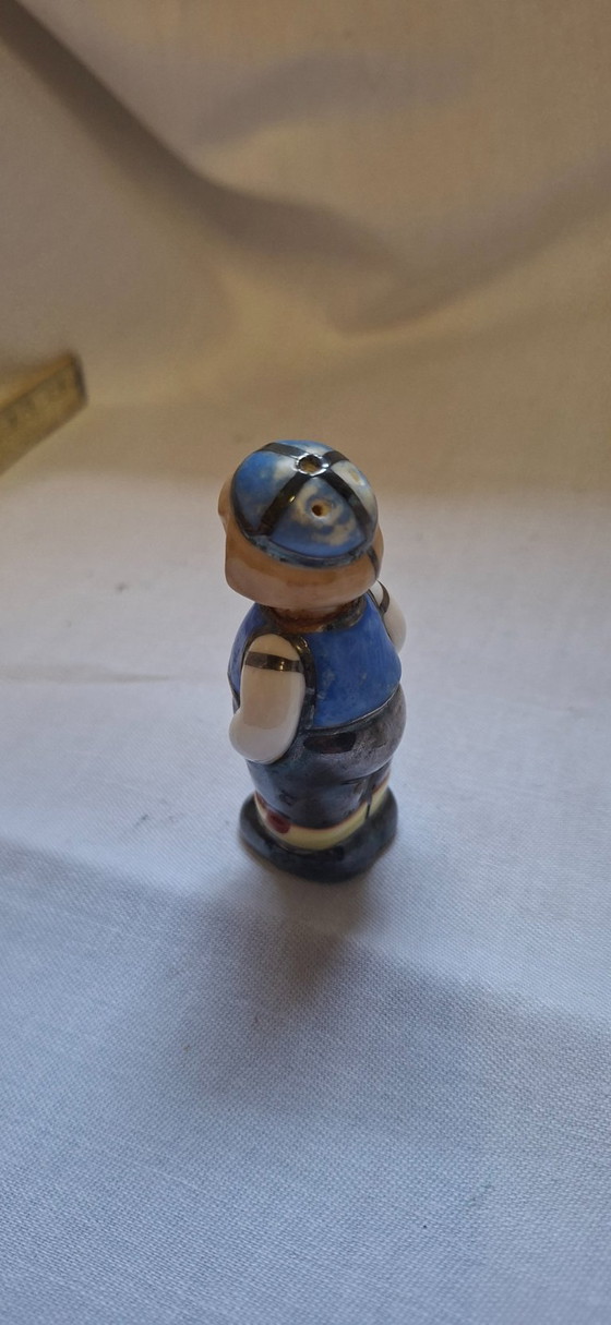 Dutch Young Vintage Pepper Shakers – Table accessories, Ceramic (photo 2 of 5)