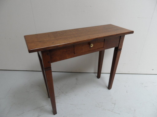 Antiker Beistelltisch aus Eiche