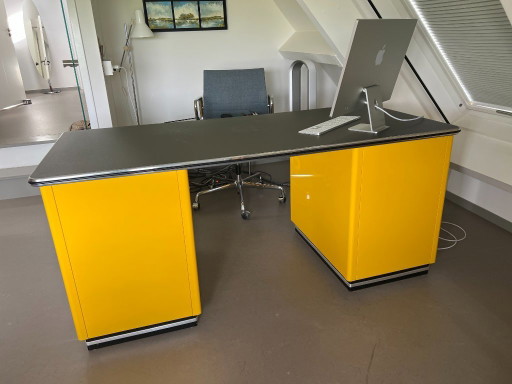 Müller Bureau TB-228-4