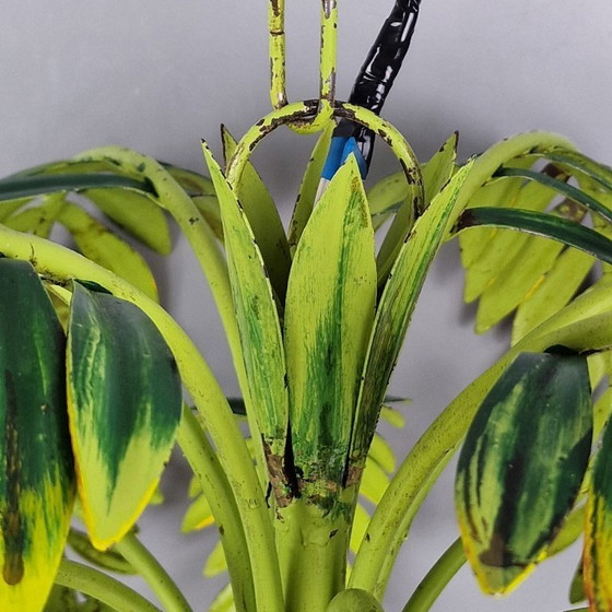 Image 1 of Vintage kroonluchter in palmboomstijl – faux bamboe, metaal, 5 armen – tropisch Hollywood Regency design