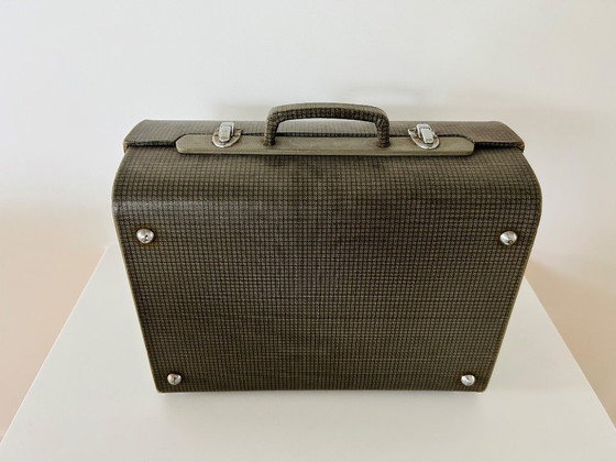 Image 1 of gramophone portable Philips - vers 1955 - complet et en état de marche - avec notice d'origine