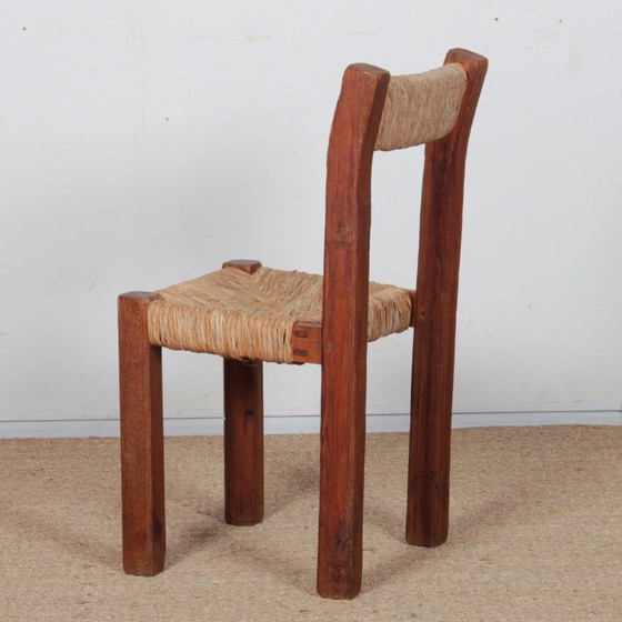 Image 1 of Stoel van massief hout met rieten zitting, Frans vakmanschap, 1950