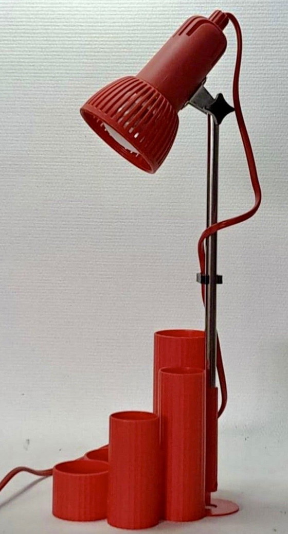 Organizzatore da scrivania retrò con lampada integrata – rosso – ca. 40 cm – Lampade da scrivania, Plastic (photo 4 of 5)