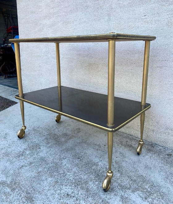 Image 1 of Tavolino laterale/tavolo da portata in ottone vintage anni '60 con rotelle