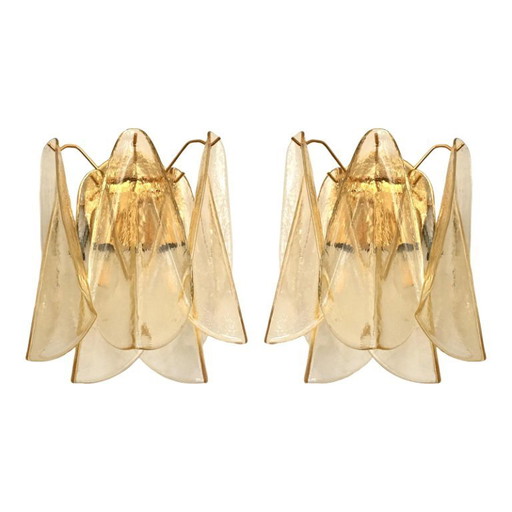 Set van twee amberkleurige “Rondini” wandlampen van Murano-glas met gouden accenten — Mazzega-stijl