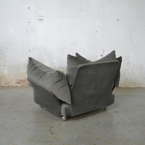 Image 1 of 2x pop art clubs