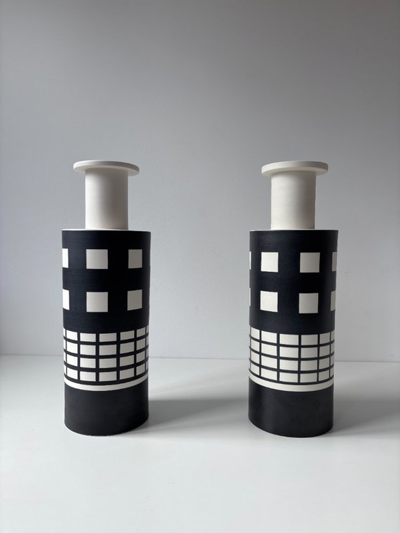 Image 1 of Vase “Rocchetto” – Ettore Sottsass pour Bitossi – Italie, circa 1980 (Hollywood Series)