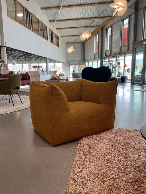 Poltrona BAMBOLE - B&B Italia (design Mario Bellini)