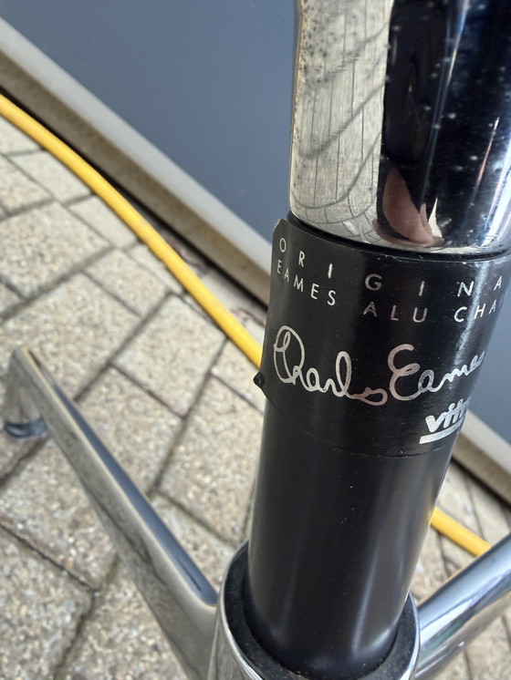 Image 1 of 4x Vitra Eames Ea107 office chairs, black hopsack and chrome