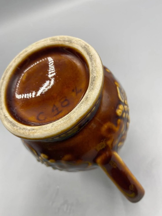Small vintage glazed stoneware pitcher – Embossed vine design – Circa – Crockery, Rustic (photo 6 of 7)