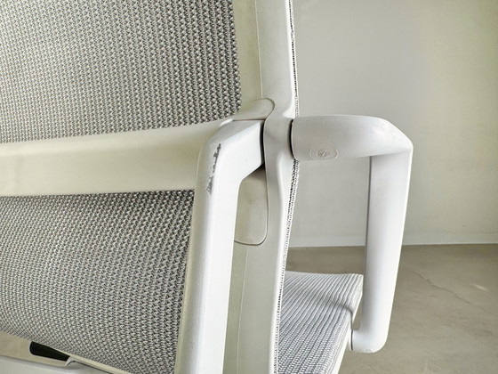 Image 1 of 2er Set Vitra Bürostühle Physix Trioknit grau grey Bürostuhl weiß