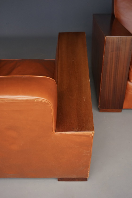 Image 1 of Indrukwekkend paar Art Deco leren fauteuils. 1940s.