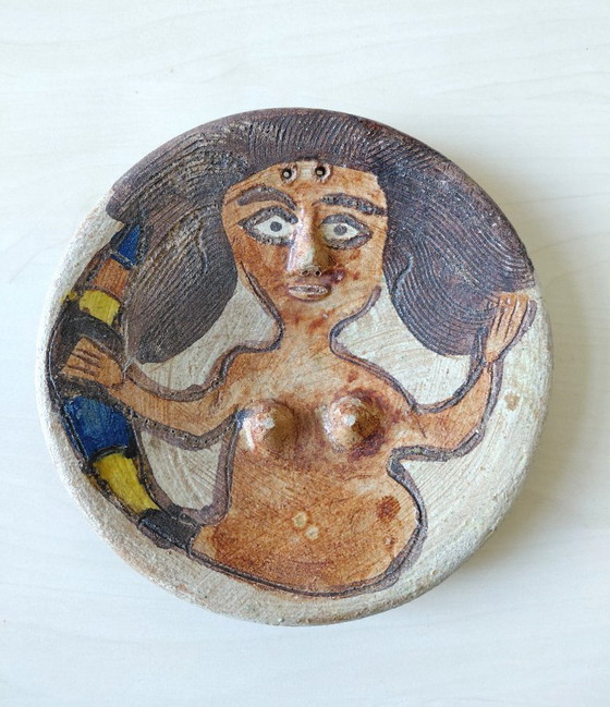 Image 1 of Letrero mural Dolores Porras sirena