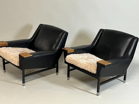 Image 1 of Set van twee Scandinavische loungestoelen, jaren 60