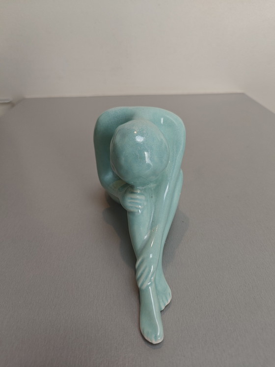 Image 1 of Statuetta Art Déco donna inginocchiata turchese