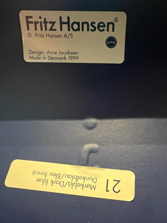 Image 1 of Zwei Bürostühle Modell 3217 von Arne Jacobsen für Fritz Hansen