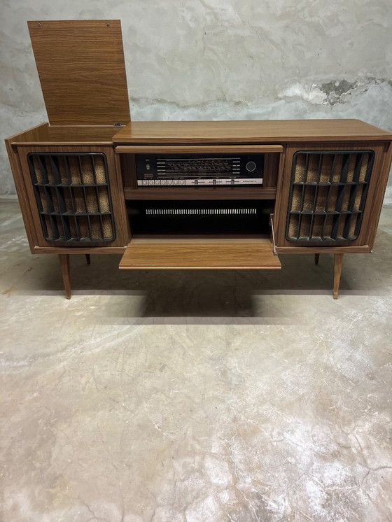 Image 1 of Prachtige vintage radio / vinyl kast