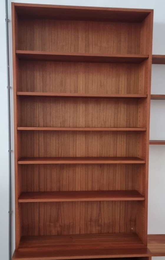 Image 1 of Librería de mediados de siglo