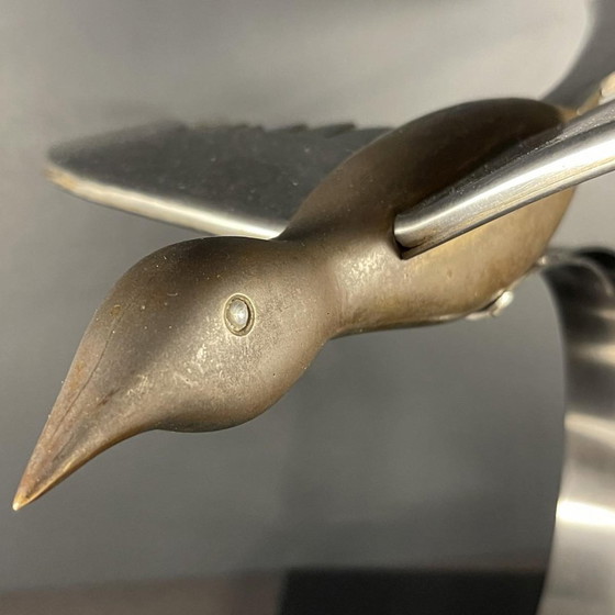 Art Deco Metall Bildhauerei eines Vogels, 1930er Jahre – Aluminium, polished steel (photo 2 of 15)