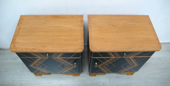 Set di 2 comodini Art Déco, tavolini laterali per divano, in rovere massello e nero, anni '30/'40 – Wood (photo 7 of 7)