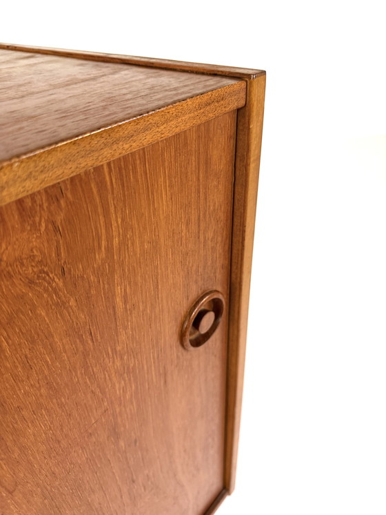 Image 1 of Vintage teak Danish sliding door cabinet '60