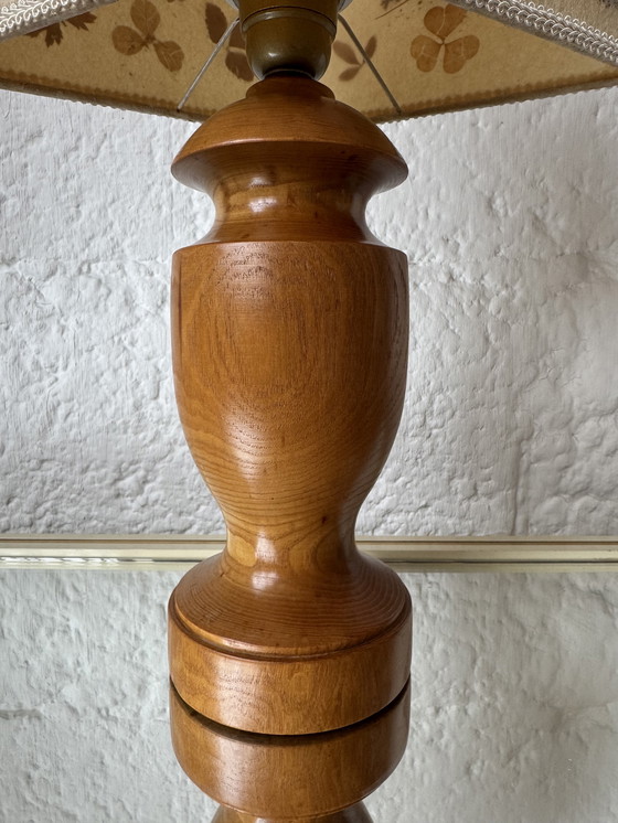 Image 1 of Gedrechselte Holzlampe mit Herbarium-Lampenschirm, 1970er Jahre