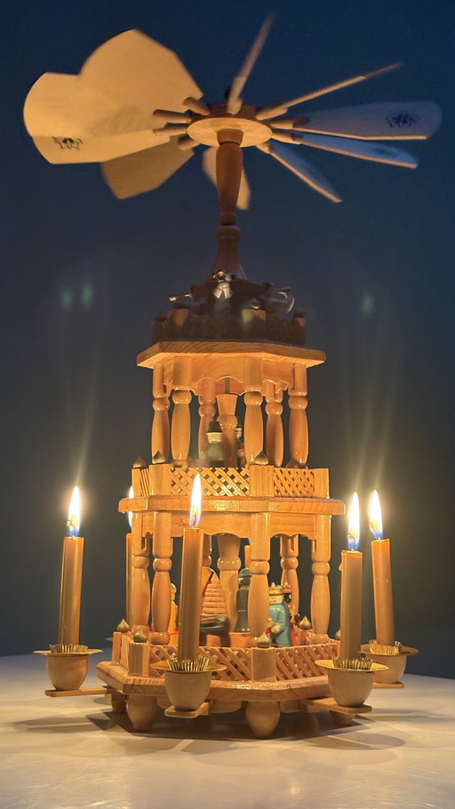 Original vintage wooden Christmas Weihnachts Pyramid with box