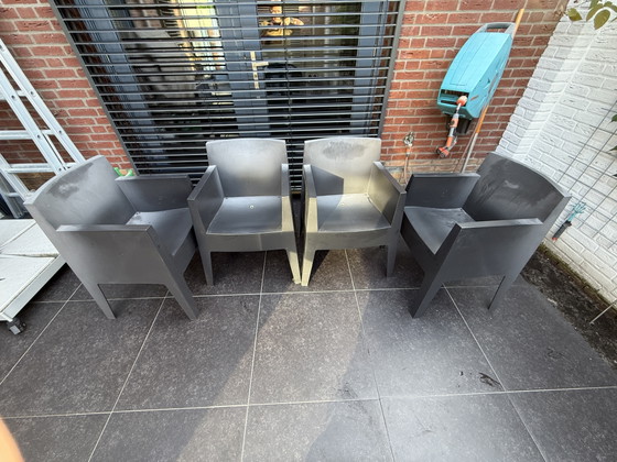 8 sillas de jardín de juguete | Philippe Starck para Driade – Plastic (photo 11 of 11)