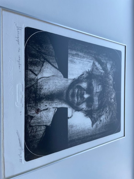 Image 1 of Bijzonder werk van de Bulgaarse kunstenaar Todor Petrov (Petroff), getiteld "Self-portrait with Shrimp" (1983). Een intrigerende