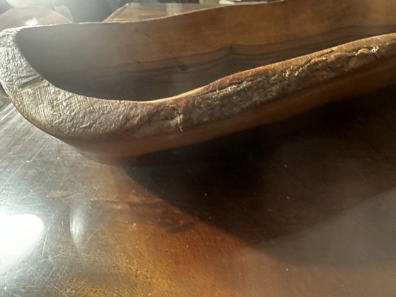 Image 1 of Grande coupe / Vide Poche sculptée en Bois - Artisanat Vintage 38 / 14 cm