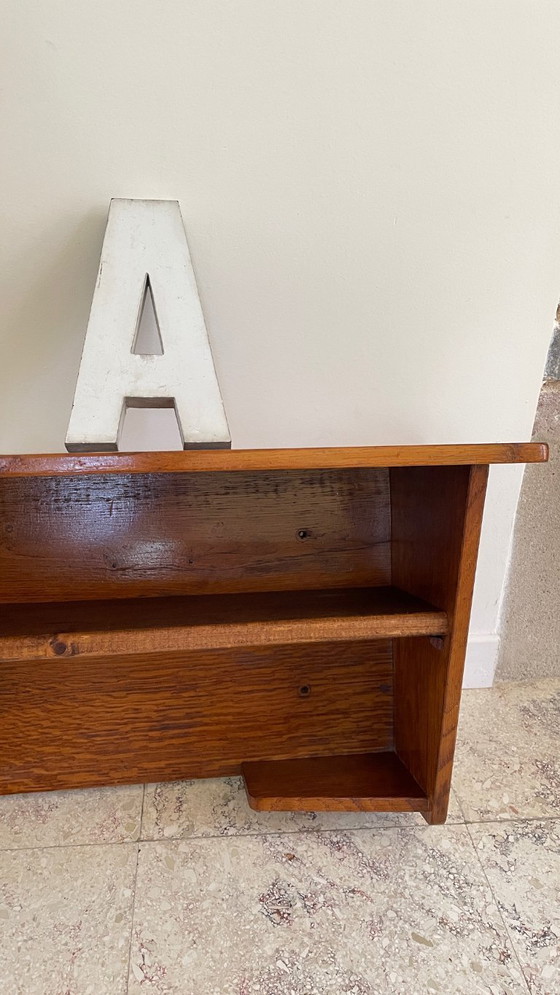 Image 1 of Geometrische wandplank massief eiken VINTAGE