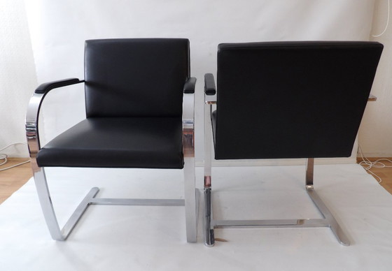 Image 1 of 2x Knoll Int. Sedia Brno, Sedia a sbalzo / Freischwinger Stuhl, Mies van der Rohe, Acciaio piatto cromato, rivestimento in pelle