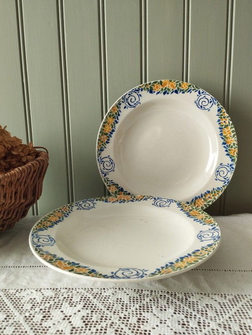 Pair of Art Deco ironstone mounted plates HBCM "Vaucluse"