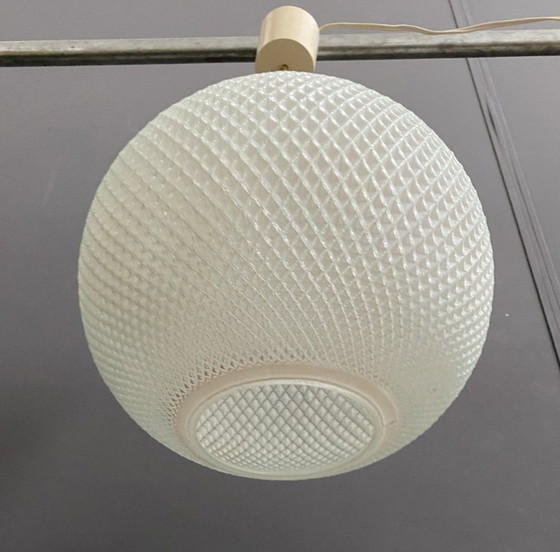 Image 1 of Lampada a sospensione in vetro con motivo a pallina da golf, anni '70